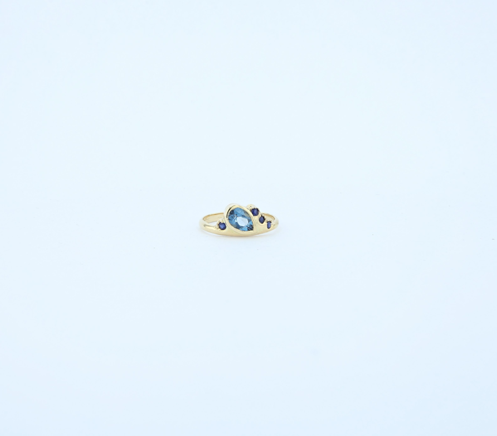 Bague Fiançailles Or Recyclé & Saphirs - Pièce Unique | Atelier Poiema