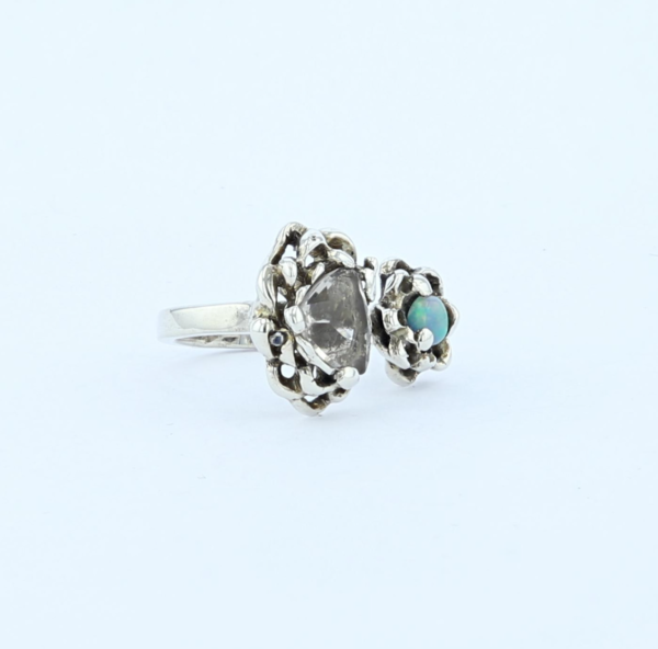 Bague Camélia Double — Argent, Opale Noire d'Éthiopie et Quartz Rutilé